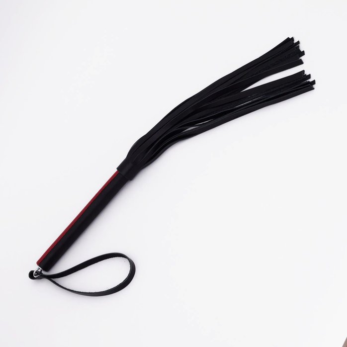 Черно-красный кожаный флоггер - 50 см. Фотография 2.