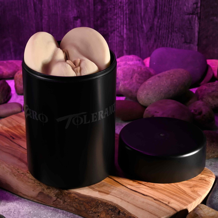 Мастурбатор Lisa Ann - вагина и анус. Фотография 15.