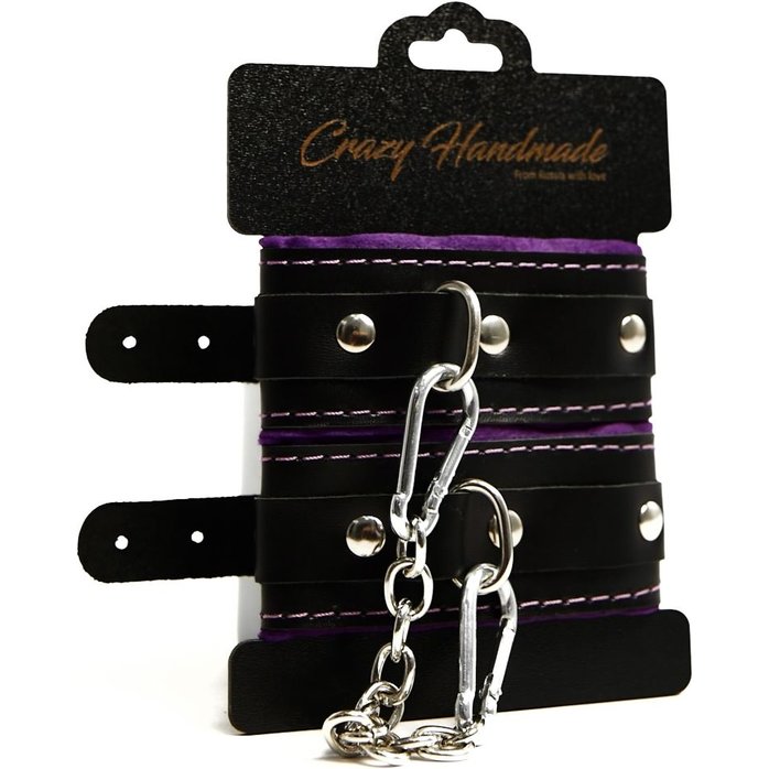 Черно-фиолетовые скругленные наручники с мягкой подкладкой. Фотография 2.