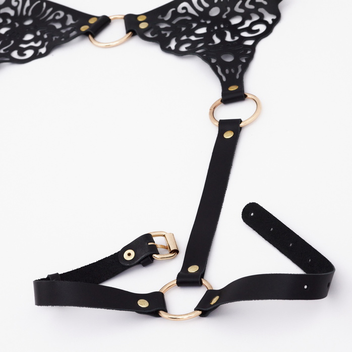 Резные гартеры с золотистой фурнитурой. Фотография 5.