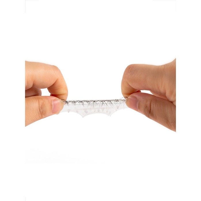 Эластичное эрекционное кольцо с длинными черными «ресничками». Фотография 9.