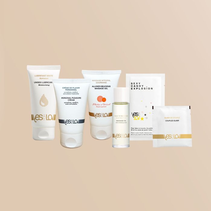 Набор YESforLOV La Trousse Enchantée в черной косметичке. Фотография 2.