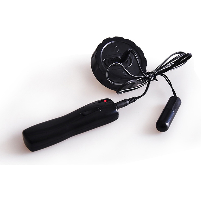 Телесный мастурбатор-вагина в черной колбе с вибрацией. Фотография 8.