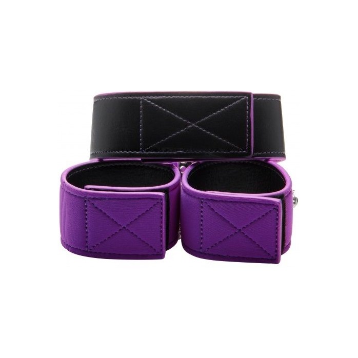 Чёрно-фиолетовый двусторонний ошейник с наручниками Reversible Collar and Wrist Cuffs - Ouch!. Фотография 2.