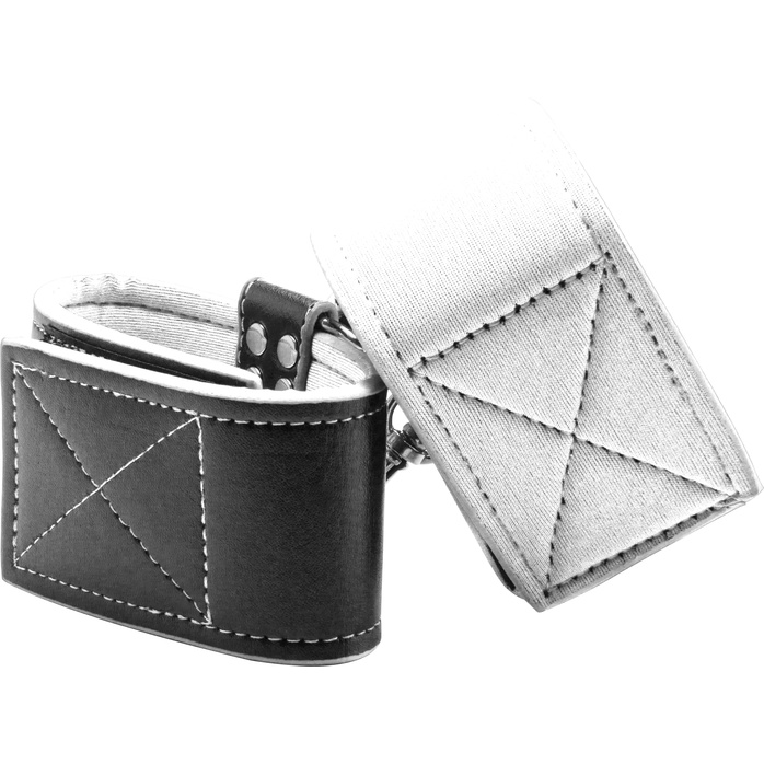 Чёрно-белые двусторонние оковы на ноги Reversible Ankle Cuffs - Ouch!. Фотография 4.