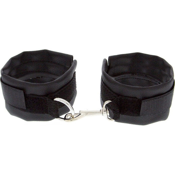 Чёрные полиуретановые наручники с карабином Beginners Wrist Restraints - Guilty Pleasure