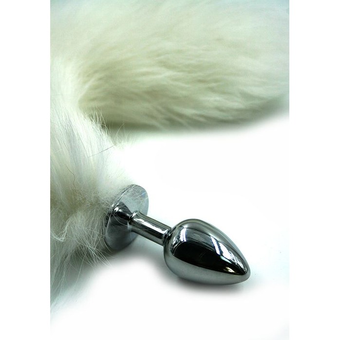 Серебристая алюминиевая анальная пробка с белым хвостом из натурального меха - Kanikule anal plugs. Фотография 2.