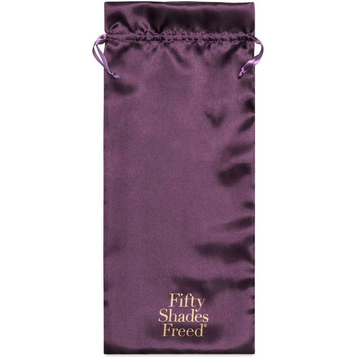 Фиолетовый вибратор Fifty Shades Freed Awash with Sensation Mains Wand Vibrator - Fifty Shades Freed. Фотография 5.