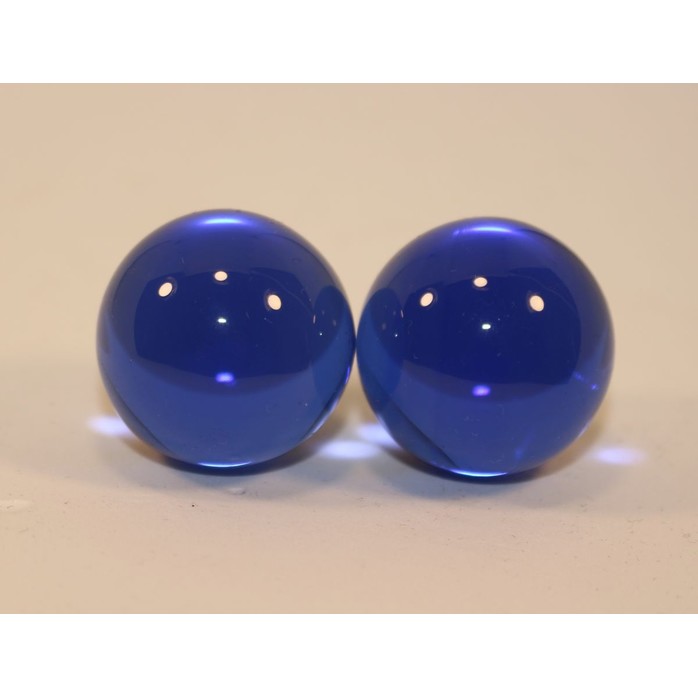 Сине-белые вагинальные шарики для тренировки интимных мышц. Фотография 2.