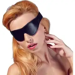  Плотная черная маска на глаза 