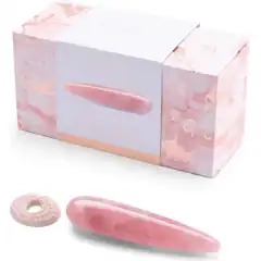  Массажер Le Wand Crystal Wand из розового кварца 