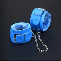  Голубые оковы на ноги с мехом внутри 