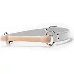 Белый кляп Wooden Bridle с деревянным трензелем 