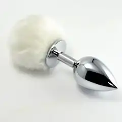  Серебристая большая гладкая пробка с белым хвостиком 