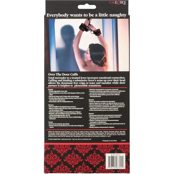 Атласные наручники с фиксацией на двери Scandal Over the Door Cuffs - Scandal. Фотография 8.