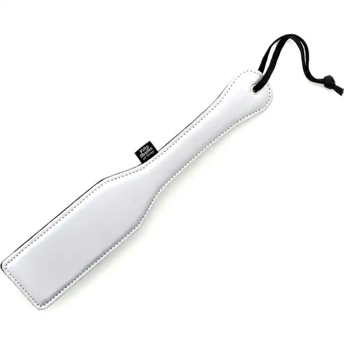 Двусторонняя сатиновая шлепалка Satin Spanking Paddle - 32 см - Fifty Shades of Grey