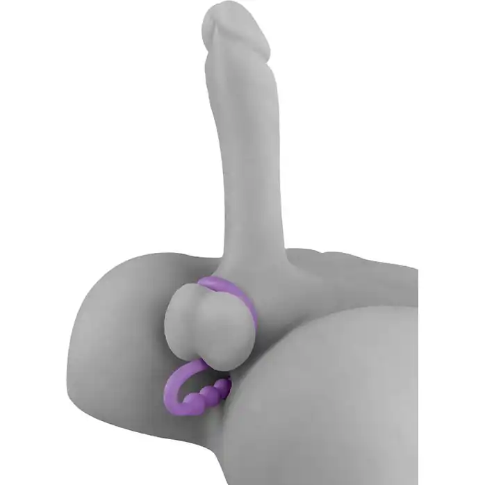 Фиолетовое эрекционное кольцо Ball Cinch with Anal Bead с анальной цепочкой - Fetish Fantasy Elite. Фотография 2.