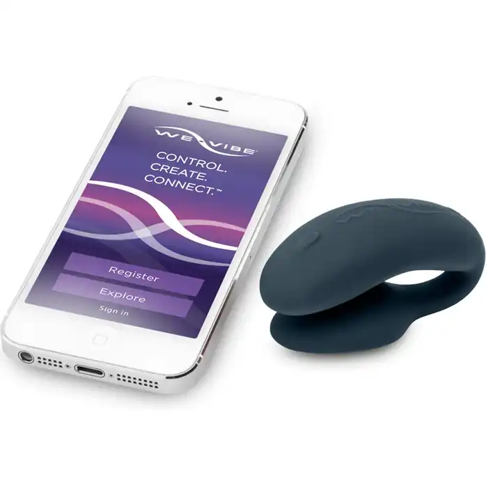 Серый вибромассажёр для двоих We-Vibe 4 Plus на радиоуправлении. Фотография 2.