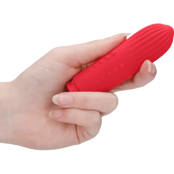 Красная вибропуля Turbo Rechargeable Bullet Lush - 9,8 см - Elegance. Фотография 4.