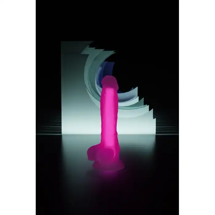 Прозрачно-розовый фаллоимитатор, светящийся в темноте, Clark Glow - 22 см - Beyond. Фотография 11.