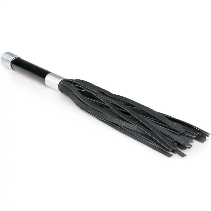 Черная плеть Easytoys Flogger With Metal Grip - 38 см - Fetish Collection. Фотография 2.