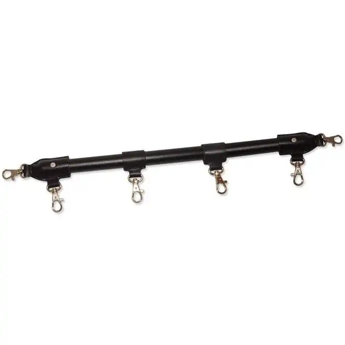Фиксирующая черная распорка с карабинами - 35 см - BDSM accessories