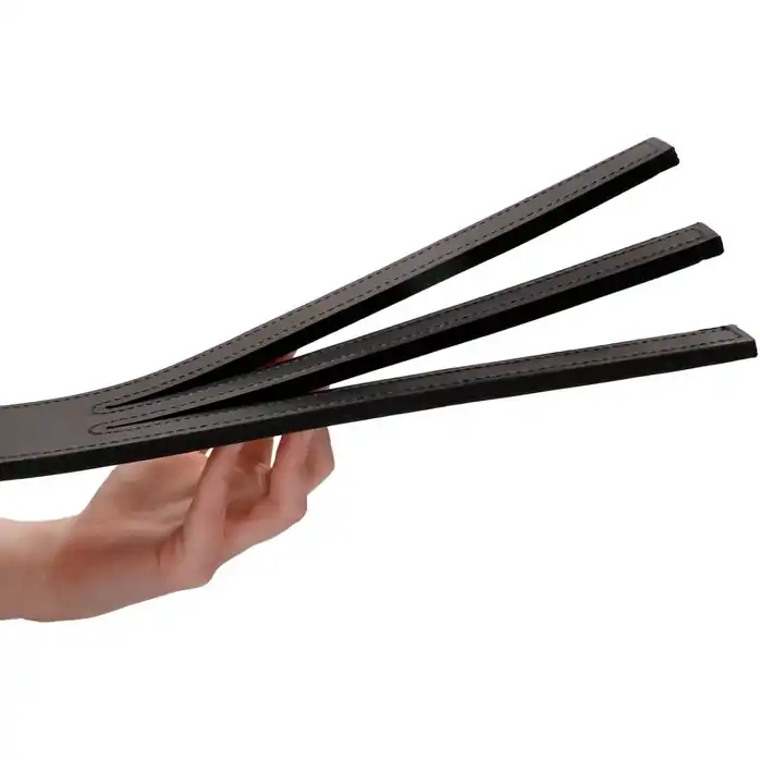 Черная шлепалка Three Finger Paddle Tawse - 51 см - Ouch!. Фотография 2.