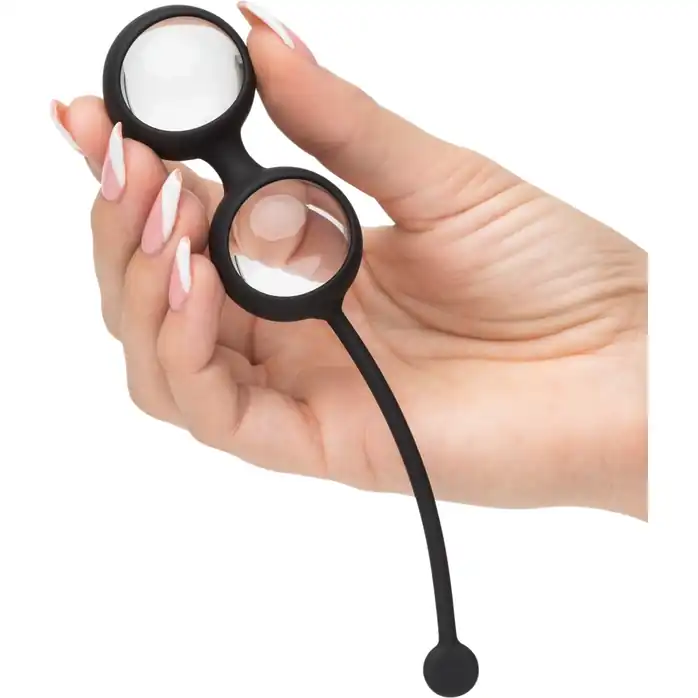 Черные вагинальные шарики Inner Goddess Glass Pleasure Balls 77g - Fifty Shades of Grey. Фотография 2.