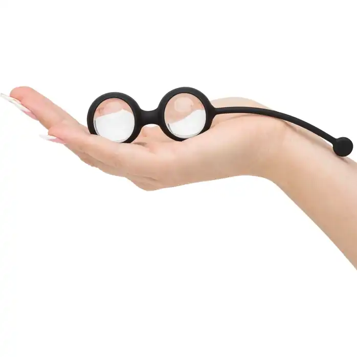Черные вагинальные шарики Inner Goddess Glass Pleasure Balls 77g - Fifty Shades of Grey. Фотография 3.