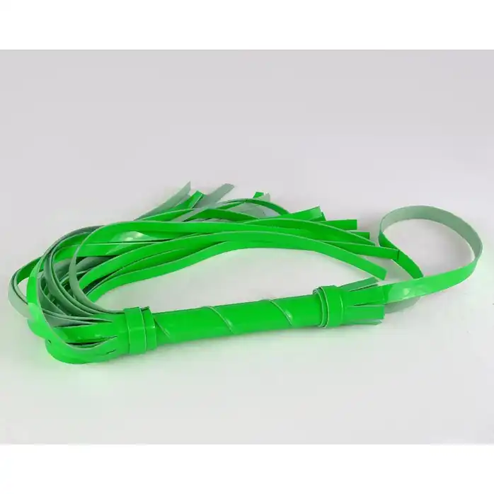 Салатовая гладкая многохвостая лаковая плеть - 40 см - BDSM accessories