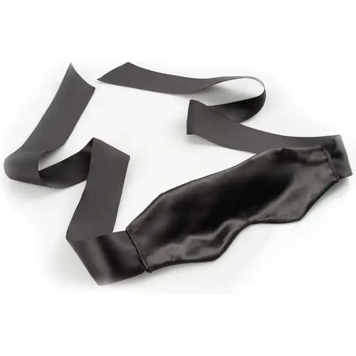 Сатиновая маска на глаза Satin Blindfold на широких завязках - Fetish Fantasy Limited Edition. Фотография 2.