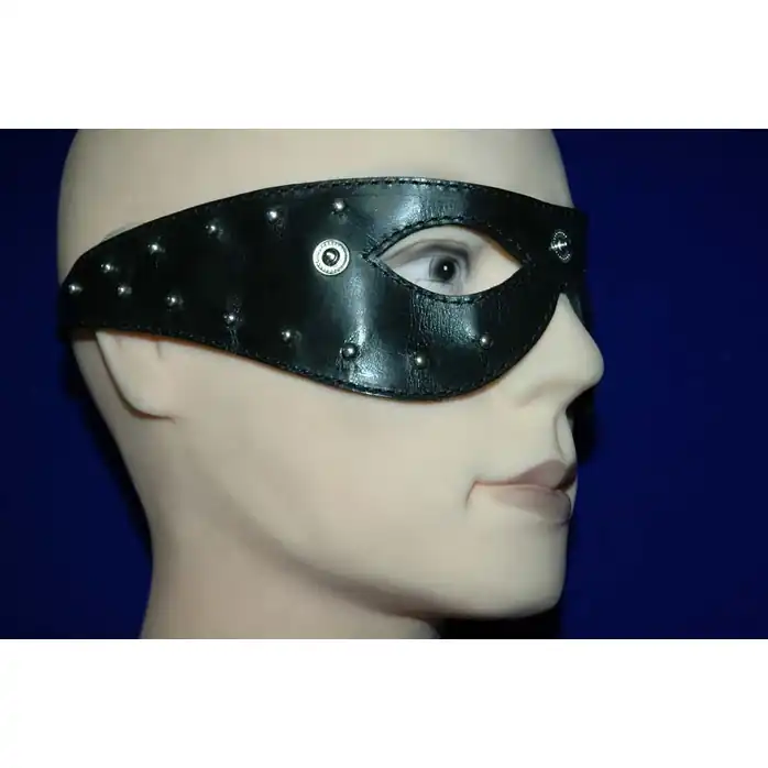 Чёрная маска на глаза Zorro с клёпками и съемными шорами