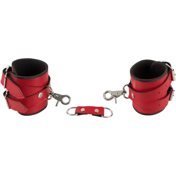 Красный комплект БДСМ-аксессуаров Harness Set - Bad Kitty. Фотография 6.
