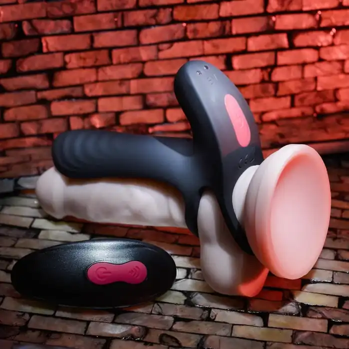 Черная насадка-эректор с пультом ДУ Vibrating Girth Enhancer. Фотография 11.