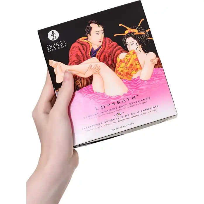Соль для ванны Lovebath Dragon Fruit, превращающая воду в гель - 650 гр. Фотография 3.
