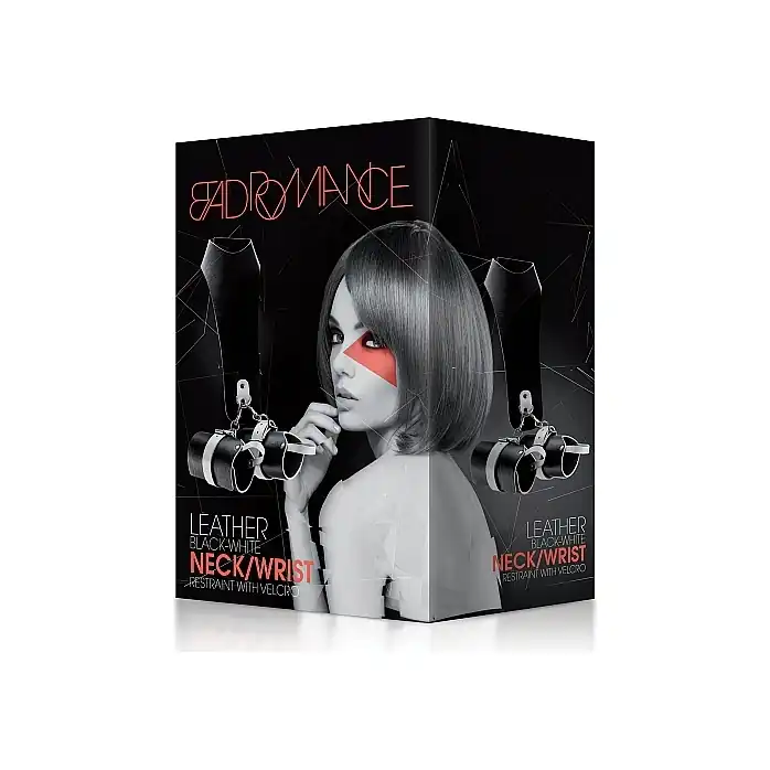 Черный кожаный бандаж с оковами - Bad Romance. Фотография 2.