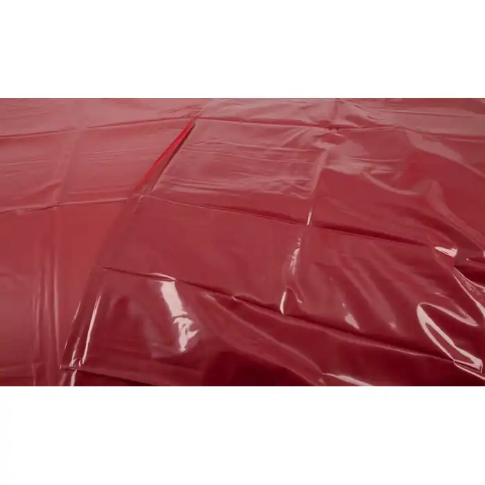 Виниловая бордовая простынь Vinyl Bed Sheet - Fetish Collection. Фотография 4.