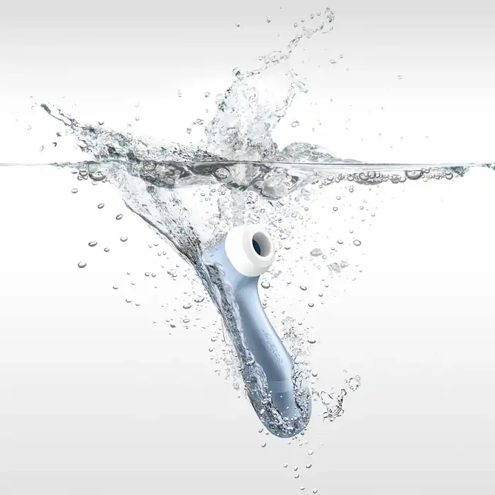 Голубой вакуум-волновой стимулятор клитора Satisfyer Pro 2. Фотография 10.