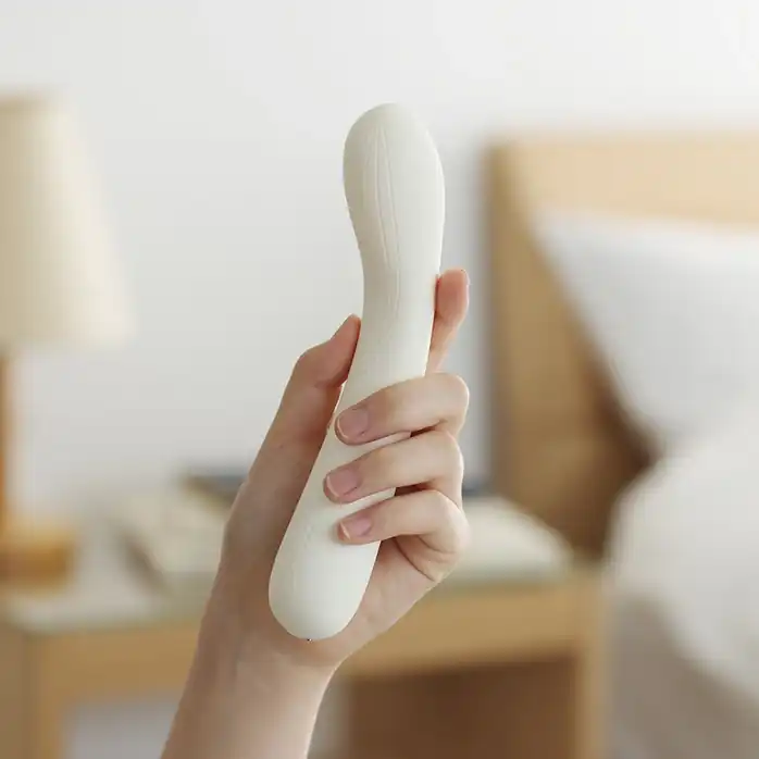 Белый вибратор Iroha Mai Tsuru - 17,4 см - IROHA Vibrators. Фотография 3.