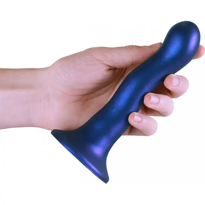 Синий фаллоимитатор Ultra Soft - 18 см - Ouch!. Фотография 3.