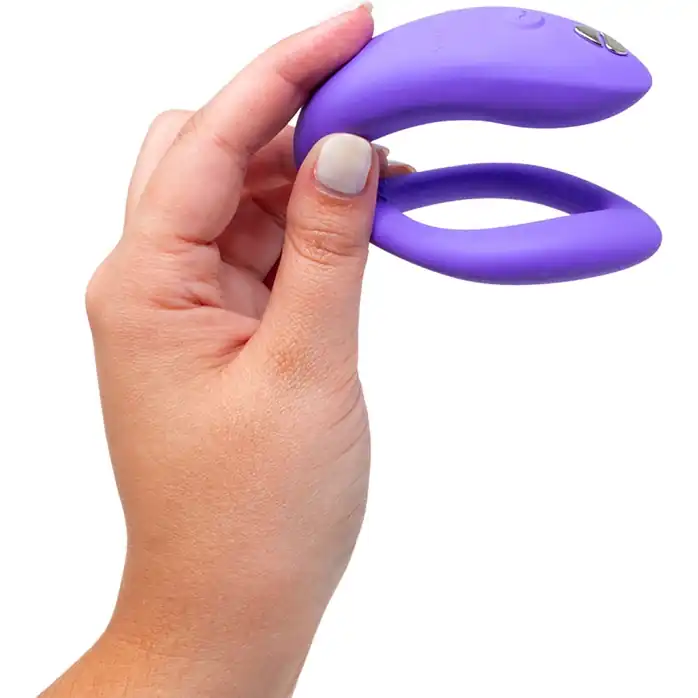 Фиолетовый вибратор для пар We-Vibe Sync O. Фотография 5.