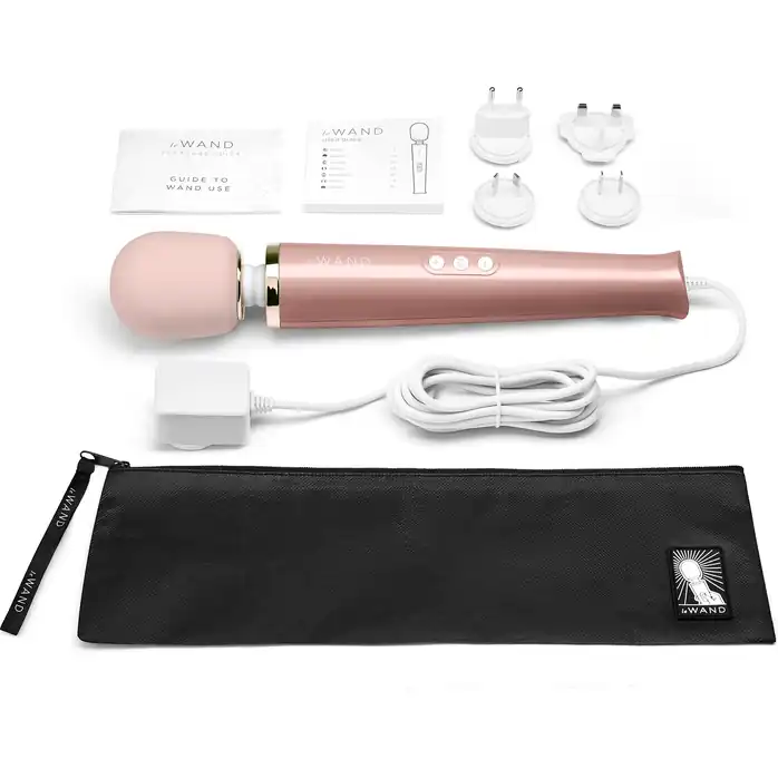Проводной жезловый вибромассажер Le Wand Powerful Plug-In Vibrating Massger - 34 см. Фотография 5.