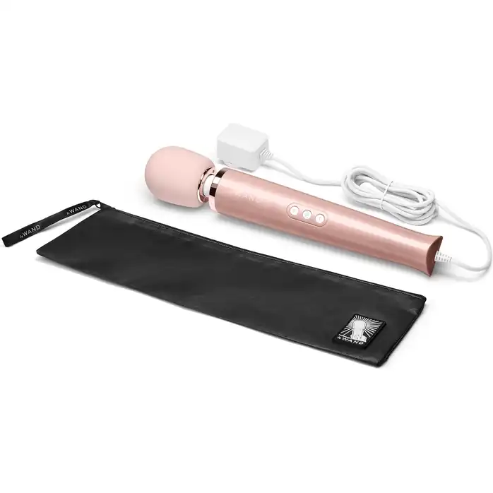 Проводной жезловый вибромассажер Le Wand Powerful Plug-In Vibrating Massger - 34 см. Фотография 6.