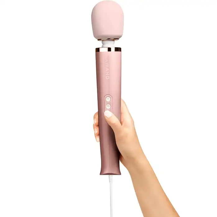 Проводной жезловый вибромассажер Le Wand Powerful Plug-In Vibrating Massger - 34 см