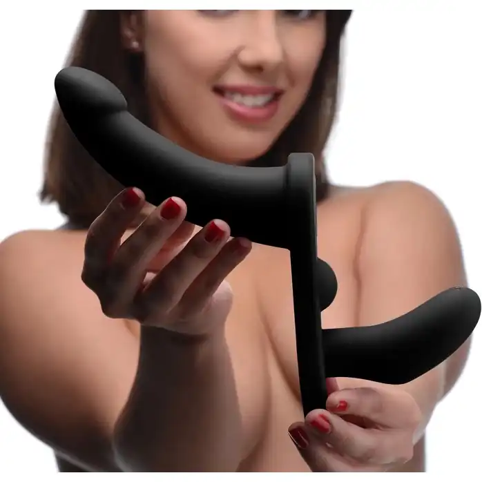 Черный вибрострапон Double Take 10X Double Penetration Vibrating Strap-on Harness. Фотография 2.
