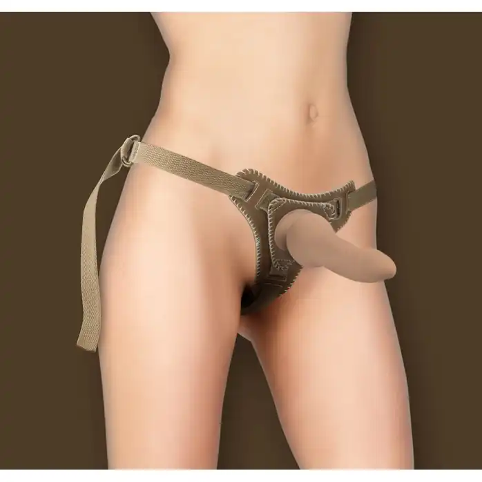 Бежевый фаллос на кожаных трусиках - 15 см - Ouch!. Фотография 2.