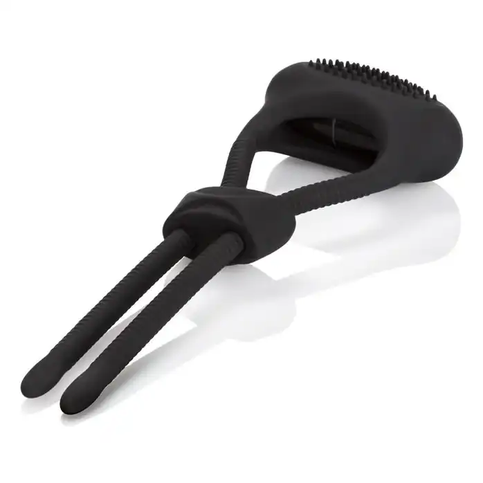 Чёрное эрекционное лассо с вибрацией Silicone Ultimate Lasso - Couples Enhancers. Фотография 2.