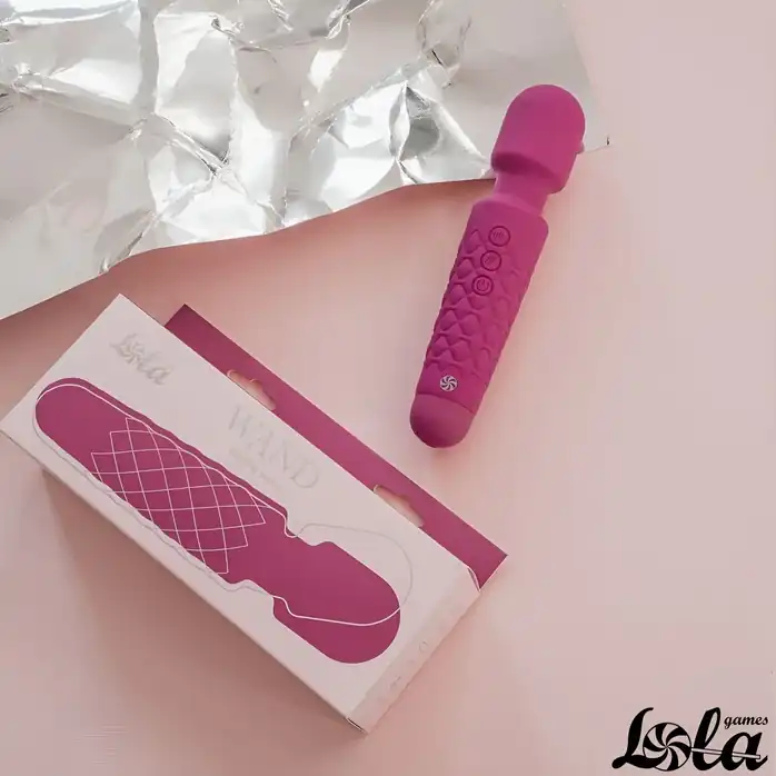 Сливовый жезловый вибромассажер Dreaming Wand - 20 см - Wand. Фотография 5.