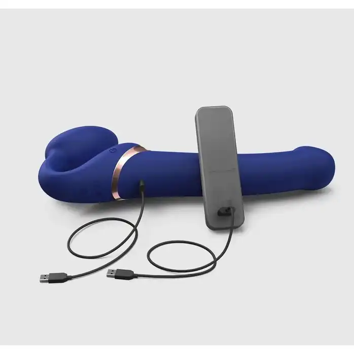 Синий безремневой страпон Multi Orgasm Bendable Strap-On size XL с клиторальной стимуляцией. Фотография 4.