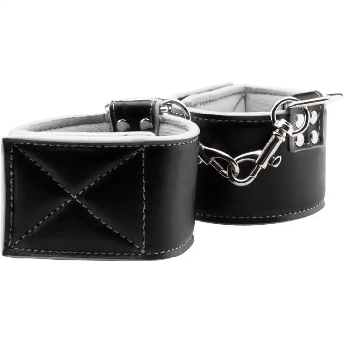 Чёрно-белые двусторонние наручники Reversible Wrist Cuffs - Ouch!. Фотография 3.